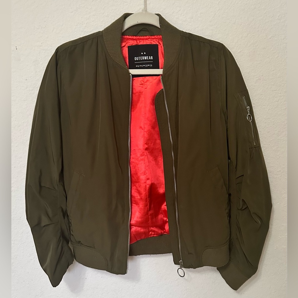 Cotton On- army olive green bomber jacket with orange satin interior